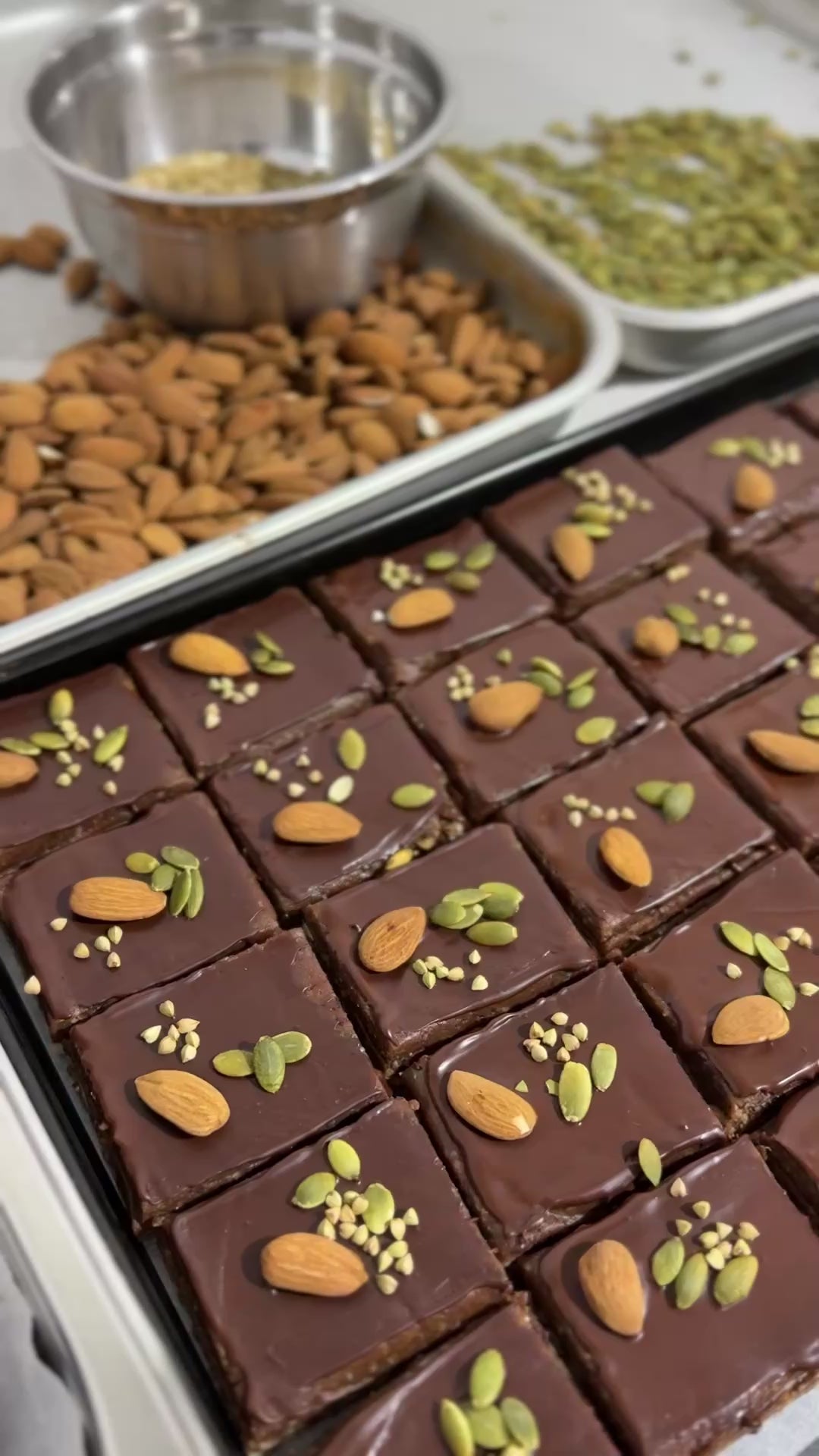 Messy Caramel Crunch!
